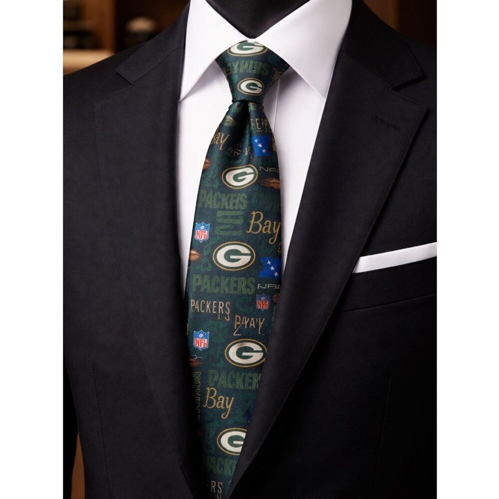 VINTAGE - 1996 NFL Green Bay Packers Neck Tie Ralph Marlin NFC Wisconsin Farve